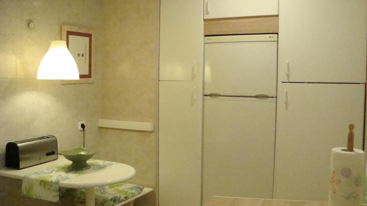 Apartamento La Carihuela - Urb. Eurosol Appartement Torremolinos Buitenkant foto