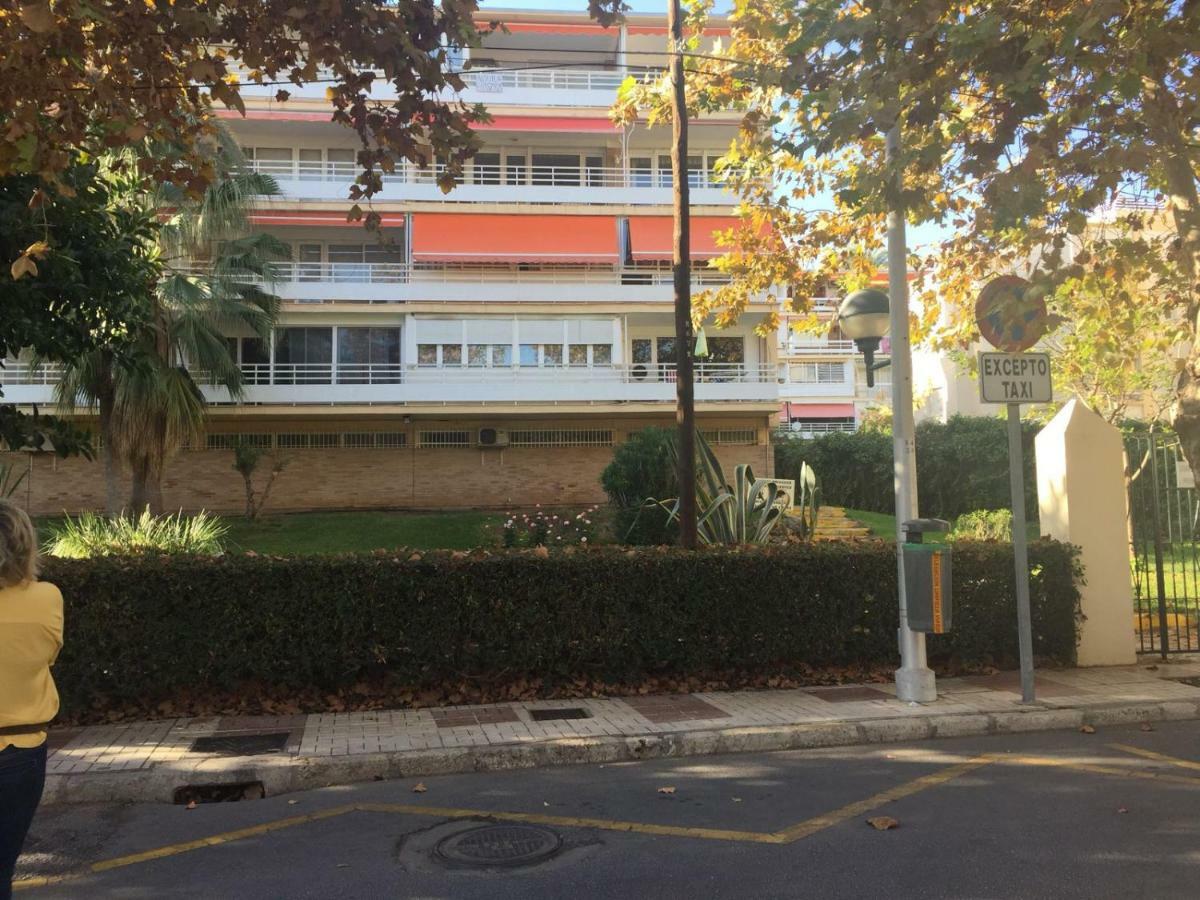 Apartamento La Carihuela - Urb. Eurosol Appartement Torremolinos Buitenkant foto
