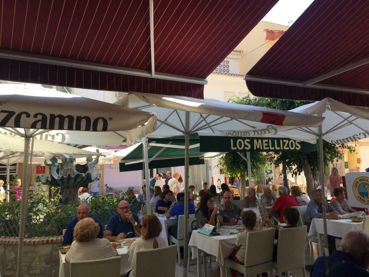 Apartamento La Carihuela - Urb. Eurosol Appartement Torremolinos Buitenkant foto